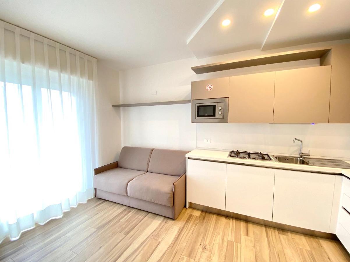 Appartamenti Cristina Carraro Immobiliare - Family Apartments Lido di Jesolo Luaran gambar
