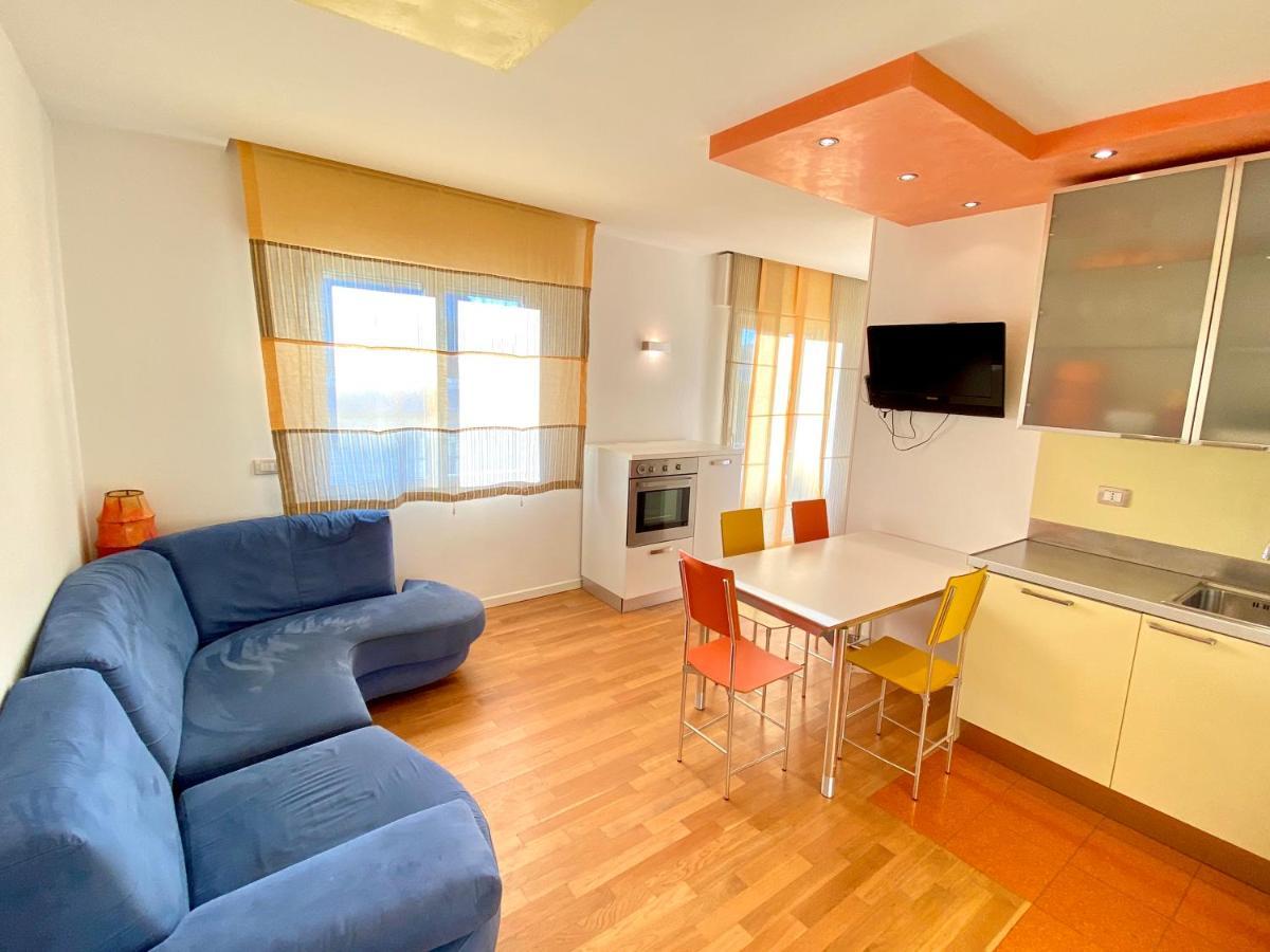 Appartamenti Cristina Carraro Immobiliare - Family Apartments Lido di Jesolo Luaran gambar