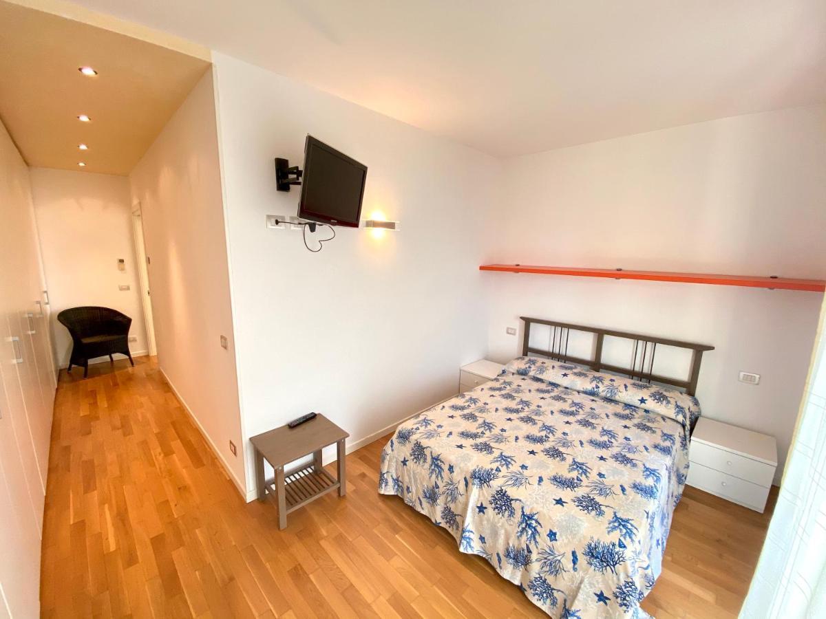 Appartamenti Cristina Carraro Immobiliare - Family Apartments Lido di Jesolo Luaran gambar