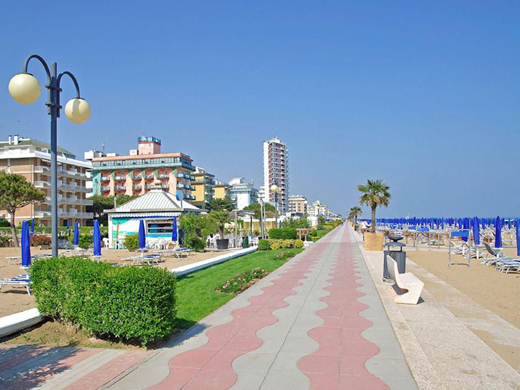 Appartamenti Cristina Carraro Immobiliare - Family Apartments Lido di Jesolo Luaran gambar